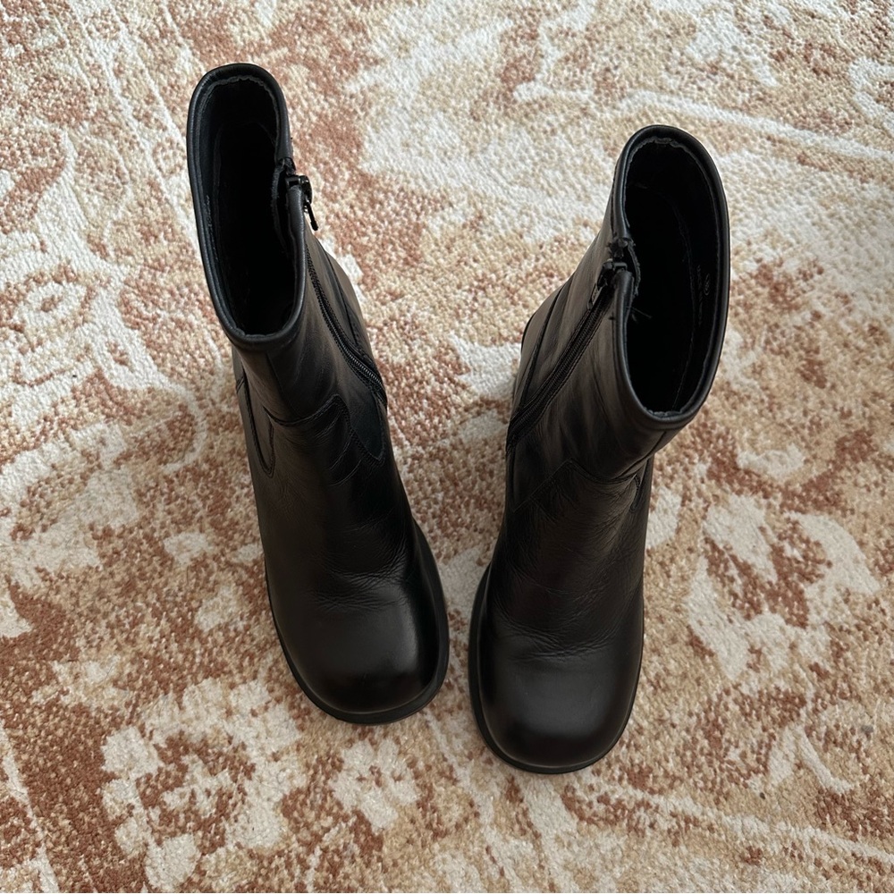 Urban Outfitters Boots Womens Size 8 Black Beau Square Toe UO Side Zip Platform - Picture 5 of 9
